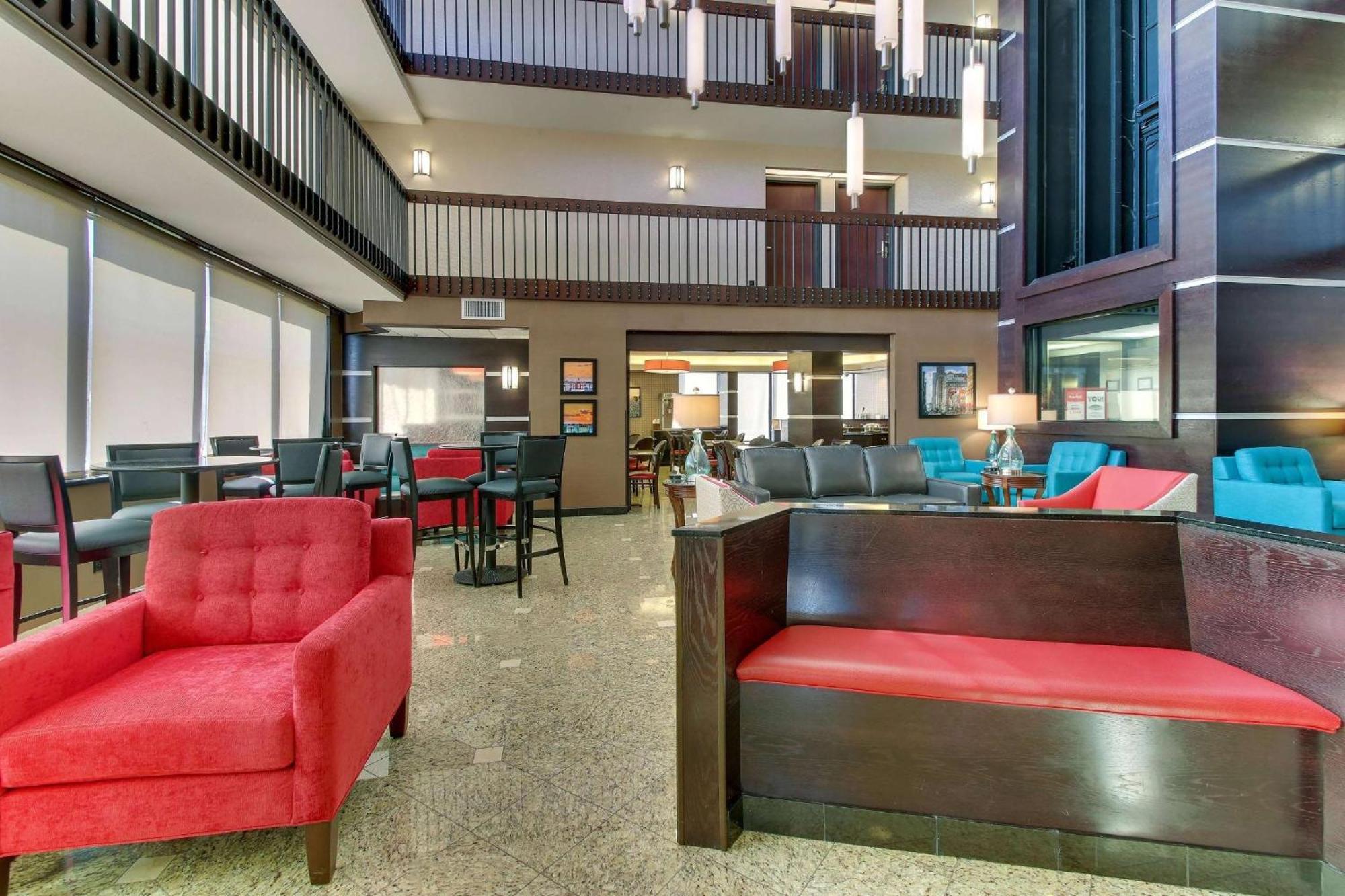 Heritage Inn Suites Houston Sugar Land, Trademark By Wyndham Bagian luar foto